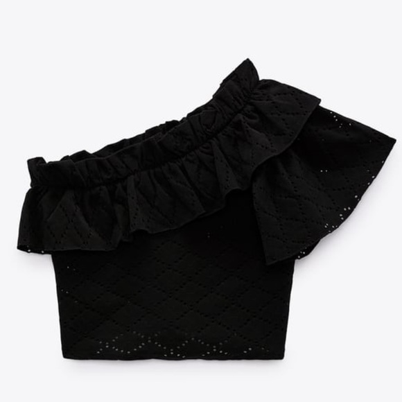 Zara Asymmetric black top - Picture 2 of 6